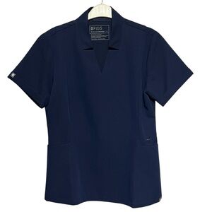 Figs Inala Slim Scrub Top in Navy Small